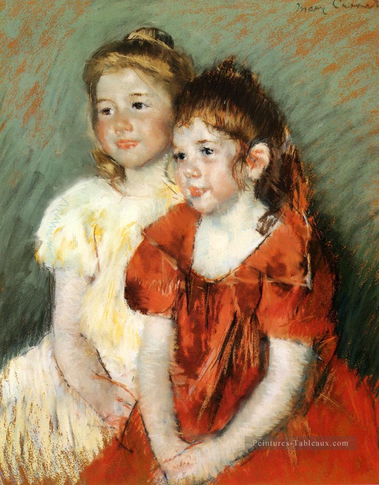 Jeunes filles mères des enfants Mary Cassatt Peintures à l'huile
